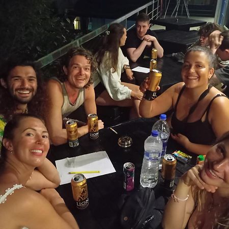 Hangover Hostels אלה מראה חיצוני תמונה