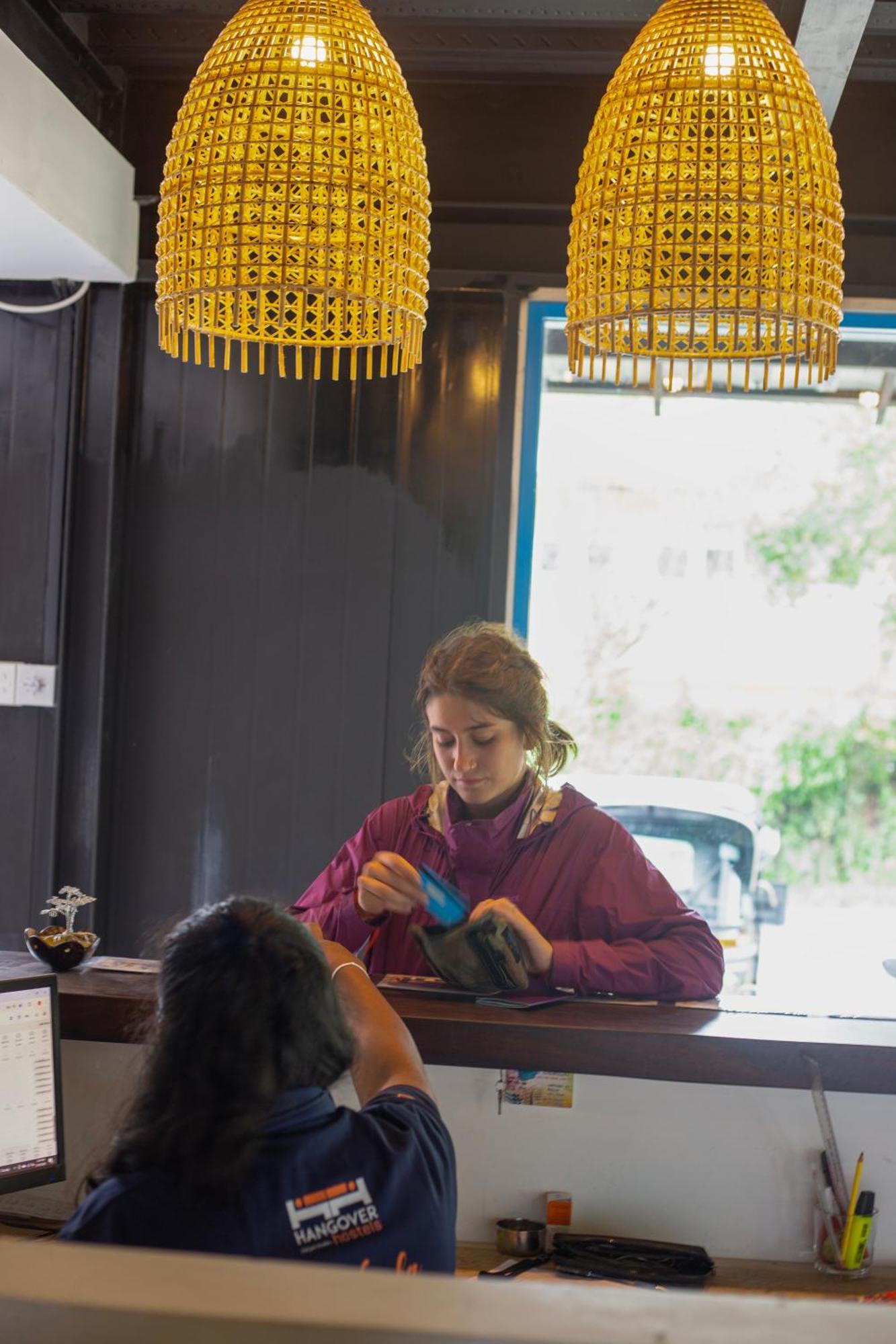 Hangover Hostels אלה מראה חיצוני תמונה