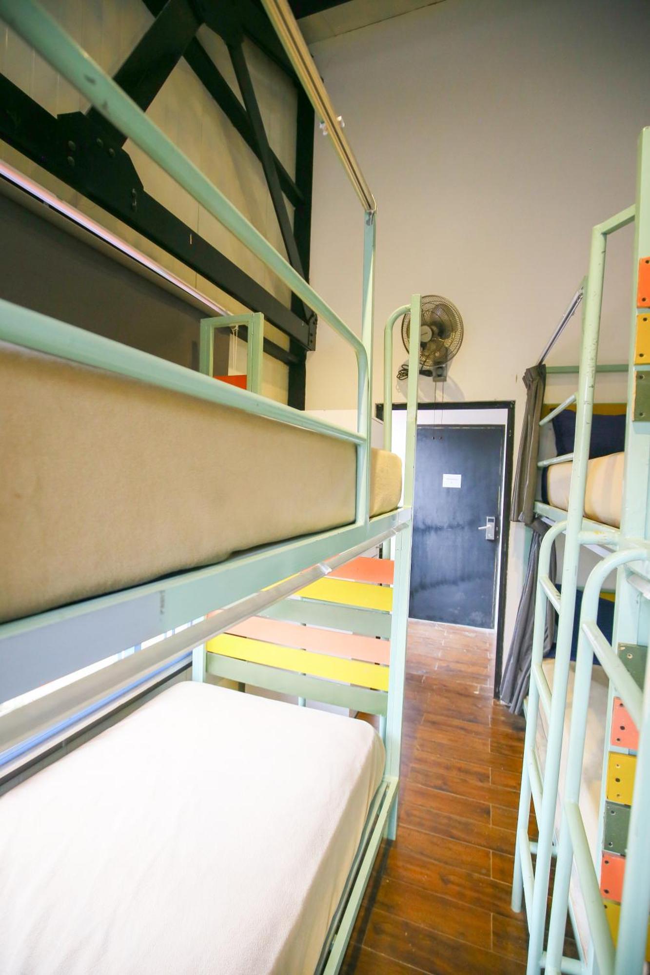 Hangover Hostels אלה מראה חיצוני תמונה